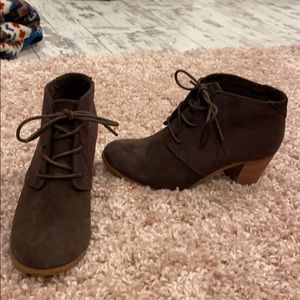 Toms booties